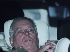 Preso Andrew fotografado sendo libertado da custódia: Ex-príncipe perseguido da delegacia de polícia depois de se tornar o primeiro membro da realeza a ser preso nos tempos modernos