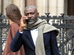 O banqueiro municipal que ‘perversamente’ mentiu que sua chefe o assediou sexualmente quando ele usava um cinto Gucci e um colete de barbante para trabalhar teve sua pena de prisão de 20 meses reduzida