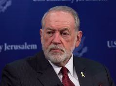 Embaixador dos EUA sob cerco por reivindicações de apropriação de terras enquanto Trump planeja guerra com o Irã