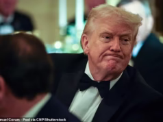 Groenlândia diz ‘não, obrigado’ depois que Trump planeja enviar ‘grande barco-hospital’ para a região do Ártico para evacuar um tripulante dos EUA do submarino