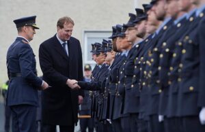 O governo anunciou – com muito alarde – esforços para acelerar os pedidos de asilo aqui. Mas eles não dizem o que acontece com o acúmulo de até 30.000 candidatos que já estão no sistema…