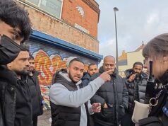 Richard Littlejohn: Não sabemos a identidade do oficial que confrontou um grupo de homens muçulmanos e os lembrou que temos uma tradição de liberdade de expressão na Grã-Bretanha. Mas ele merece uma medalha