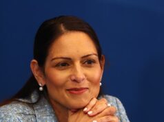 Care Starmer ameaça Donald Trump de usar Diego Garcia para bombardear o Irã, arriscando ‘minar relacionamento especial’, alerta Priti Patel