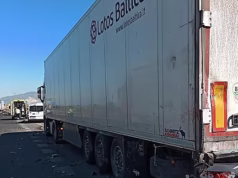 Mãe britânica, 42 anos, morta na frente da família depois que van bateu na traseira de um caminhão na rodovia espanhola