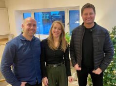 O homem transforma a casa vitoriana de seus falecidos avós em um espaço de plano aberto para a família morar – mas quase estourou o orçamento antes mesmo de começar.