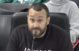 Assista à impressionante retirada da declaração de ‘reconhecimento de terras’ do homem canadense que abalou os legisladores