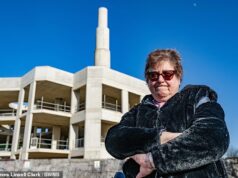 Vizinhos da supermesquita inacabada de £ 6 milhões dizem que o prédio com vazamentos e à vista desarmada mais parece um estacionamento abandonado de vários andares.