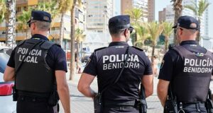 Dois turistas britânicos presos na Espanha por ‘falso plano de sequestro para dinheiro de férias’… ‘após £ 725 de resgate exigido’