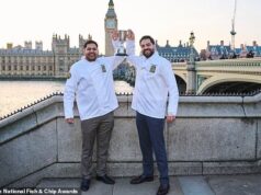 O melhor peixe e batatas fritas para viagem da Grã-Bretanha revelado enquanto os juízes elogiam os irmãos por seus pratos ‘sensacionais’