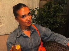 ‘Está cheio de pessoas que pensam que são rostos… sem conversa ou atmosfera’: Rede de bares de classe média famosa por pendurar kebabs criticada por ‘superlotação, serviço ruim e comida terrivelmente cara’