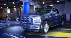 Ford faz recall de 4,4 milhões de picapes e carros esportivos devido a defeito fatal que pode causar colisões fatais