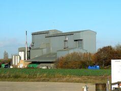 Trabalhador de ração demitido por matar um cervo vence caso de demissão sem justa causa