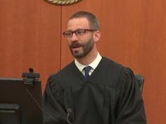 Terror no júri no julgamento do escritor de luto de Utah acusado de matar o marido com um coquetel depois que um estranho foi visto desenhando-os