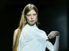 A filha transgênero de Elon Musk, Vivian, usou um vestido de seda para desfilar na Milan Fashion Week