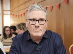 Polícia pede investigação sobre ‘fraude eleitoral familiar’ nas eleições comunais de Gorton e Denton: Farage exige ação depois que monitores eleitorais dão alarme