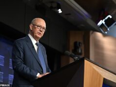 O presidente da ABC, Kim Williams, fez comentários de cair o queixo sobre o líder israelense – apenas dois anos depois de demitir ilegalmente um de seus apresentadores por suas próprias crenças políticas.