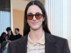 Caitlin Clarke e Eileen Gu se unem no desfile da Prada durante a Milan Fashion Week após as Olimpíadas de Inverno