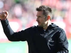 2. Revisão da Bundesliga: o der Club de cinco estrelas termina uma série sem vitórias de forma enfática