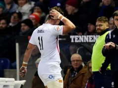 O extremo inglês Arundel enfrenta audiência disciplinar