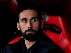 “Cavalgaremos juntos e morreremos juntos”, disse Arbeloa depois que Vinnie Jr.