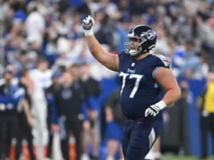 Os Titãs escolheram a opção de quinto ano do analista da NFL Peter Skowronski