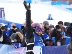 Resumo dos Jogos Olímpicos de Inverno de 2026 AM: Mathilde Gremaud leva o ouro no slopestyle novamente; Breezy Johnson e Mikaela Shiffrin se unem