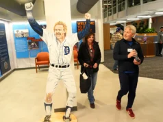 Dê uma olhada no interior do Centro Kirk Gibson para o Bem-Estar de Parkinson