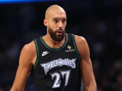 A estrela do Timberwolves, Rudy Gobert, enfrenta suspensão automática após cometer a sexta falta na temporada