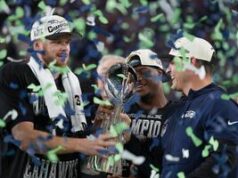 O Senado de WA homenageia a vitória dos Seahawks no Super Bowl