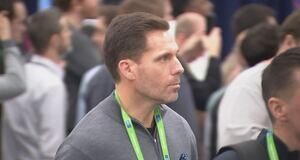 Os Carolina Panthers estão procurando linebackers no NFL Combine