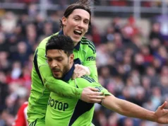 Premier League: gol de McAllister anulado para o Liverpool, Crystal Palace assume a liderança no final