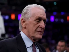Destaques da inauguração da estátua de Pat Riley no domingo