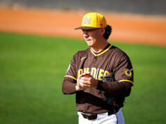 Apesar da falta de profundidade da fazenda, as perspectivas dos Padres entusiasmam os torcedores