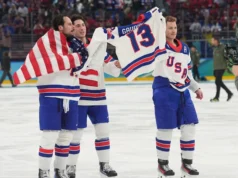 Johnny Gaudreau recebeu a homenagem perfeita após ganhar o ouro no hóquei nos EUA