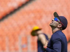 Ahmedabad não tem vantagem para a África do Sul, diz Keshav Maharaj