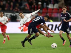 O Leeds United enfrenta forte concorrência pelo lateral da Eredivisie: vale a pena lutar?