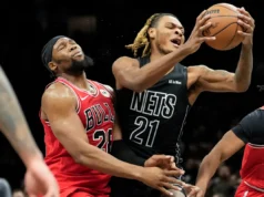 Os 28 pontos de Nick Claxton fortalecem o Nets na vitória sobre os Bulls por 123-113