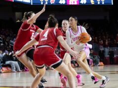 Imagem TST: USC Trojans venceram Wisconsin Badgers por 66-59 no Galen Center