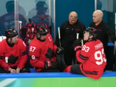 Lesionado, Sidney Crosby será eliminado pelo Canadá x Finlândia na semifinal olímpica