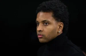 Atacante do Real Madrid revela o que disse ao árbitro antes do cartão vermelho contra o Benfica – ‘inacreditável’