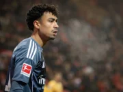 O Manchester City enfrenta forte concorrência pelo lateral-esquerdo da Bundesliga: vale a pena lutar?