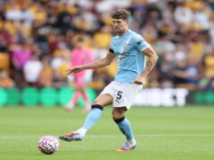 Um jogador importante do Manchester City saiu ileso contra Salford, mas seu futuro parece incerto