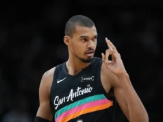 Victor Wembanyama marcou 25 pontos no primeiro quarto contra o Lakers