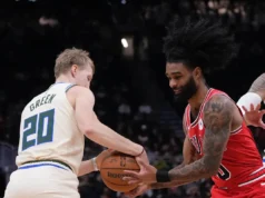 Kobe White fará sua estreia no Hornets na terça-feira contra seu ex-time do Bulls