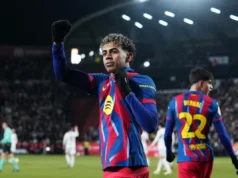 O ex-presidente do Barcelona diz que o clube rejeitou uma oferta por Lamine Yamal do PSG