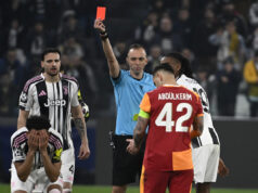 Polêmico cartão vermelho de Lloyd Kelly explicado pela UEFA