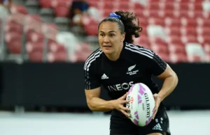 O duas vezes medalhista de ouro olímpico do rugby da Nova Zelândia, Woodman-Wickliffe, se aposentou novamente