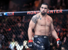 Robert Whittaker confirmou sua mudança para a divisão dos meio-pesados