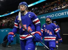 Enquanto o hóquei feminino dos EUA entra no jogo da medalha de ouro, Hilary Knight se prepara para uma despedida olímpica