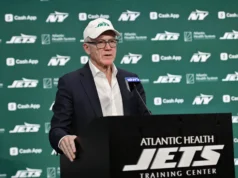 Pesquisa de reação dos Jets: Que nota você daria a Woody Johnson como proprietário dos Jets?